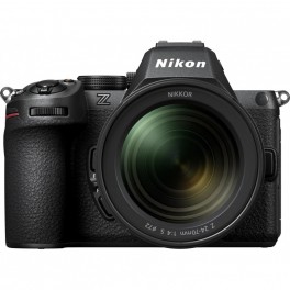 Nikon Z5II + 24-70mm kit
