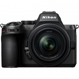 Nikon Z5II + 24-50mm kit